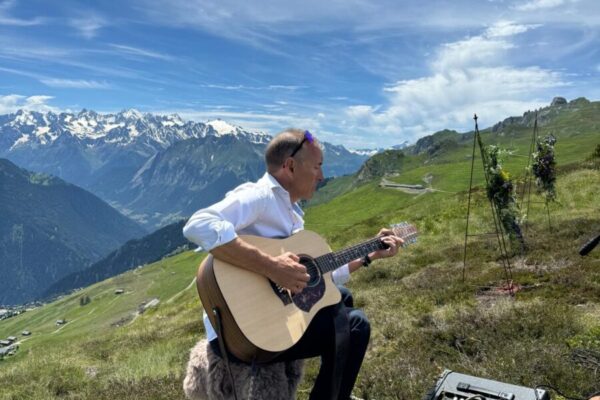 guitarist corporate entertainment verbier switzerland